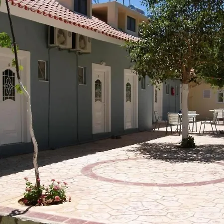 Πανσιόν Pansion L'antic 3*