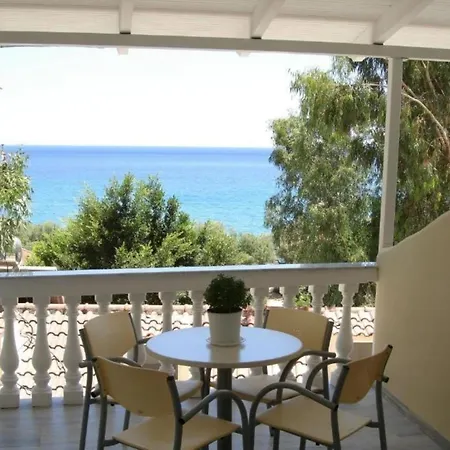 Πανσιόν Pansion L'antic Koróni