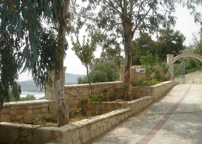 Pansion L'antic בית הארחה