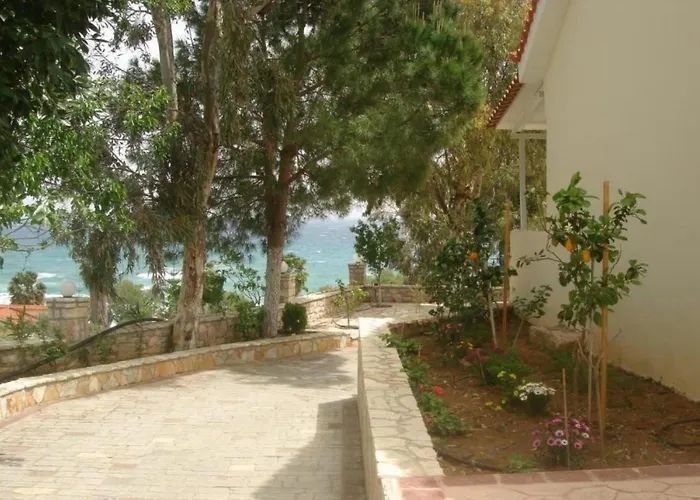 Pansion L'antic Koróni