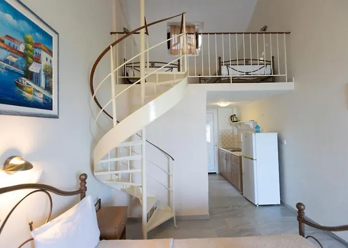 בית הארחה Pansion L'antic Koróni