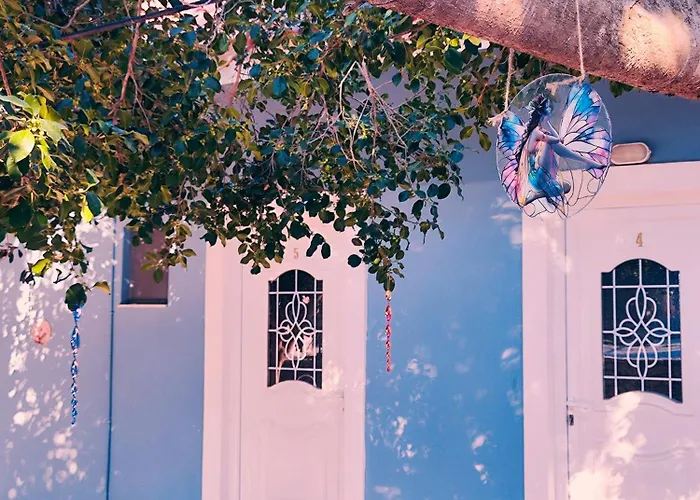 Pansion L'antic בית הארחה 3*